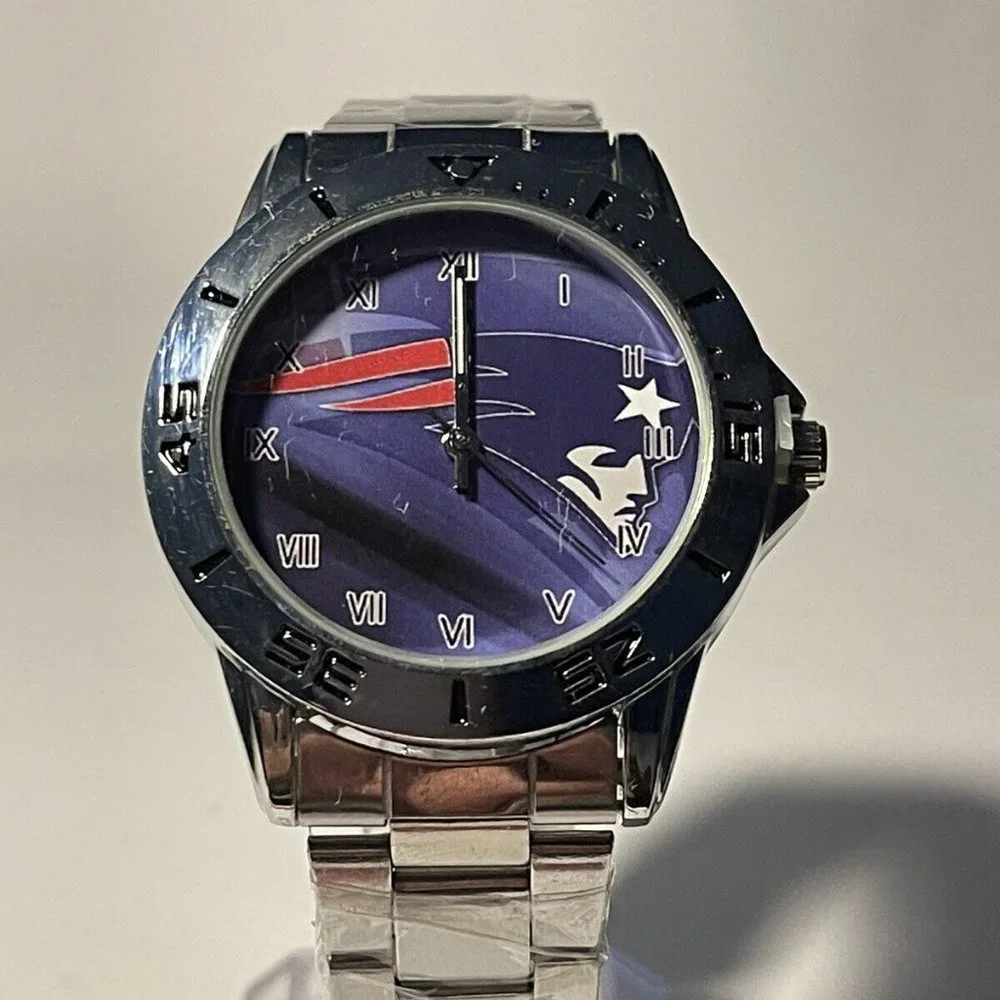 NEW ENGLAND PATRIOTS NFL Casual Stainless-Steel Wristwatch NEW